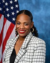 Lee, Summer L.